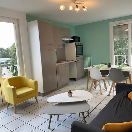 דירה Spacious, Bright 4 Bedroom, 80 M2