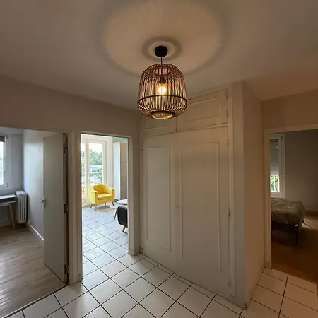 דירה Spacious, Bright 4 Bedroom, 80 M2